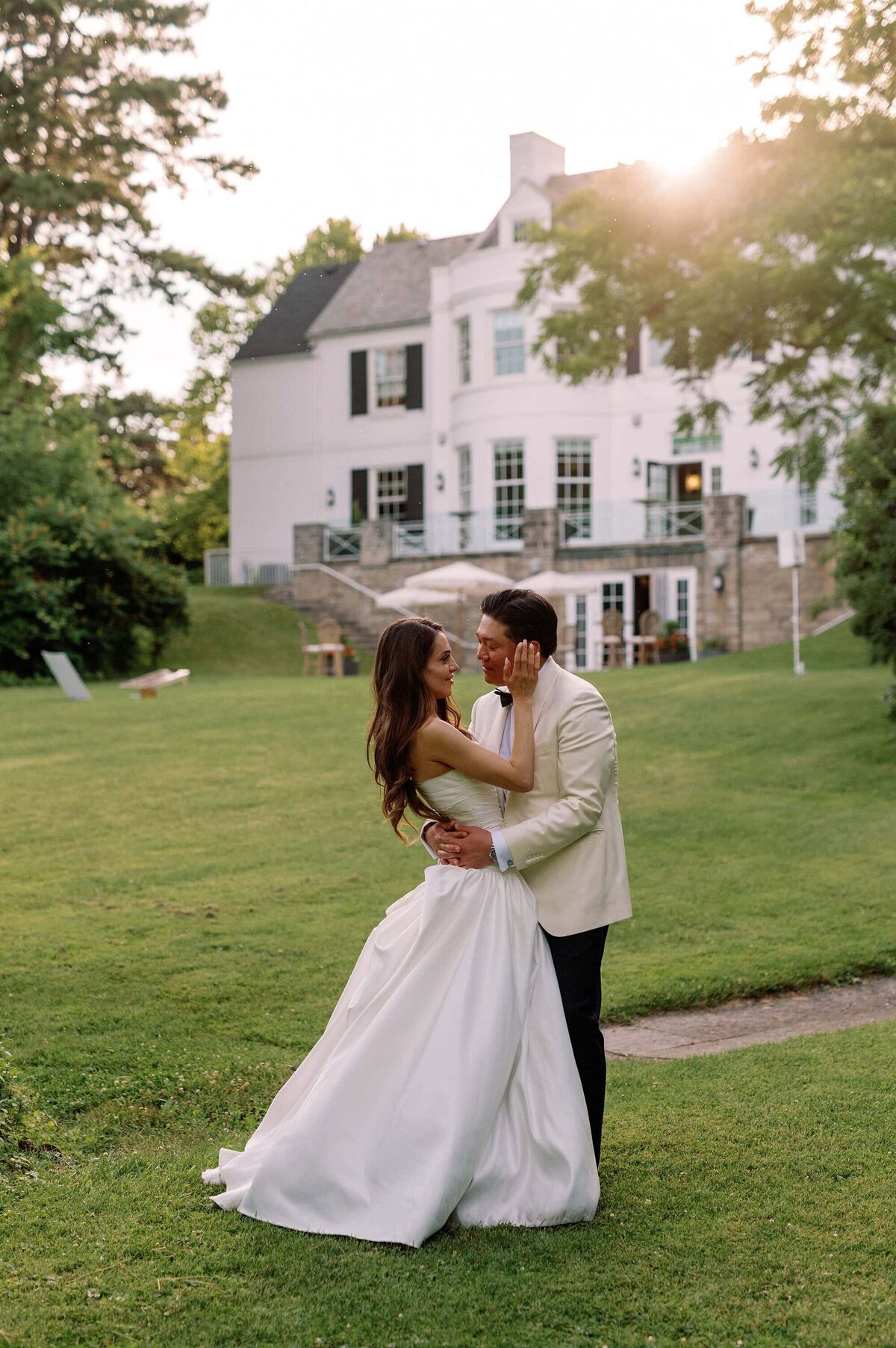 HardingWaterfrontEstateWeddingMississaugaPreviews-23