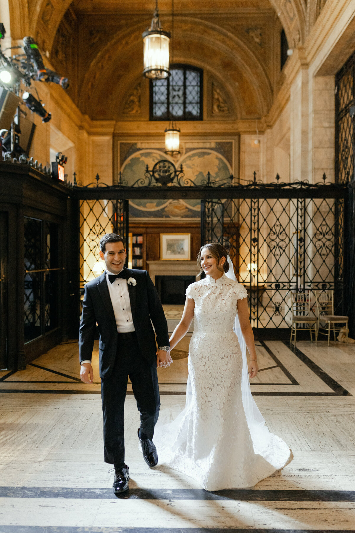 040624Amanda+Andrew0584