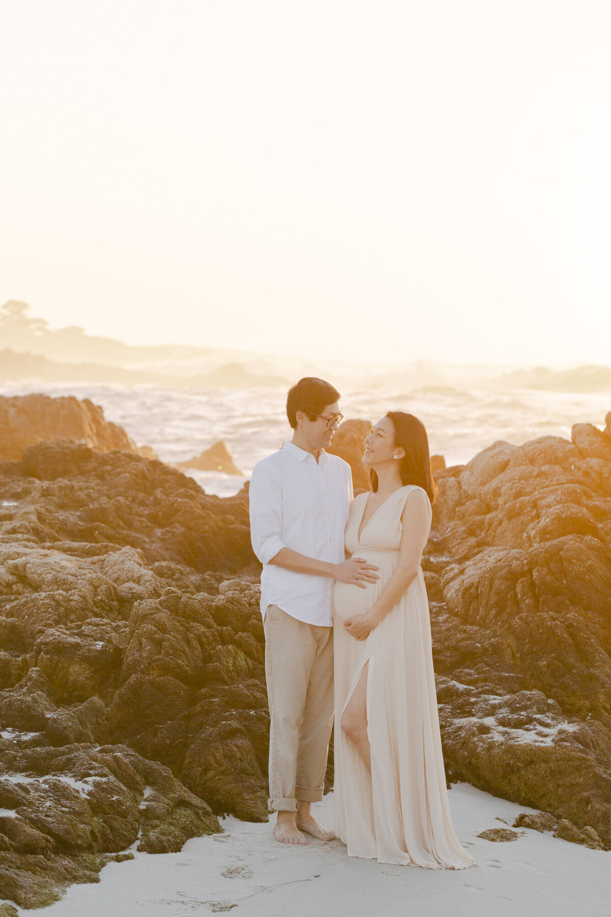 PERRUCCIPHOTO_PEBBLE_BEACH_FAMILY_MATERNITY_SESSION_78