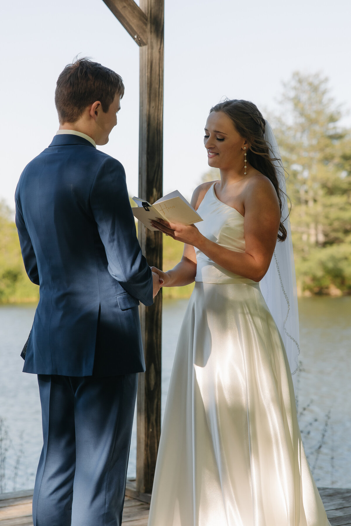 Sydney and Brant's Rustic Midwest Wedding Photography-481