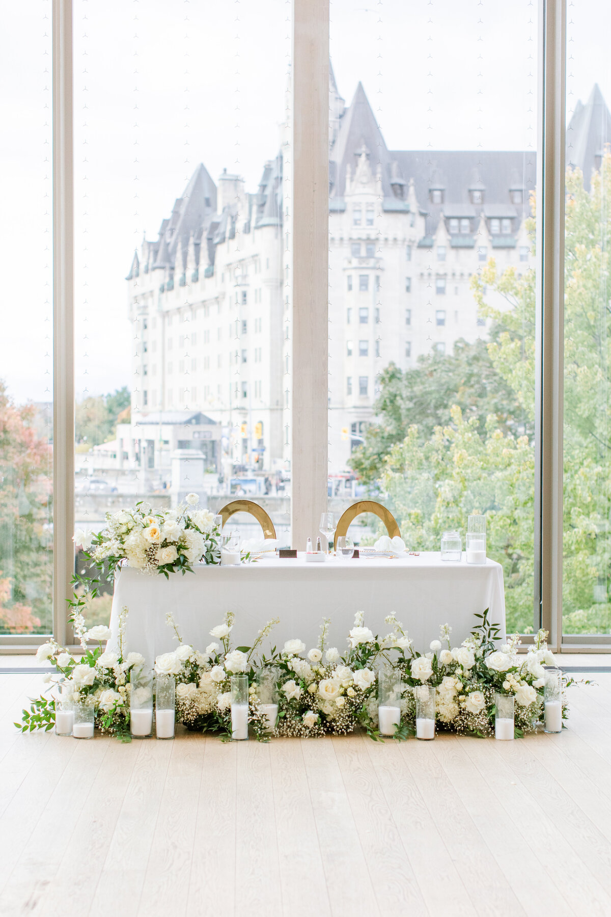 0910 Pascale and Nicolas NAC OBorn Room Wedding Downtown_Ottawa_Photography by Emma