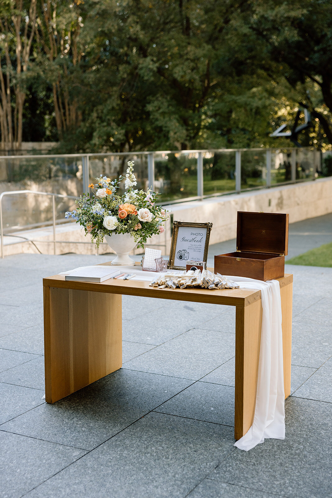 alexa + alex - nasher sculpture center - ceremony + details - jaycee quinn photography-45