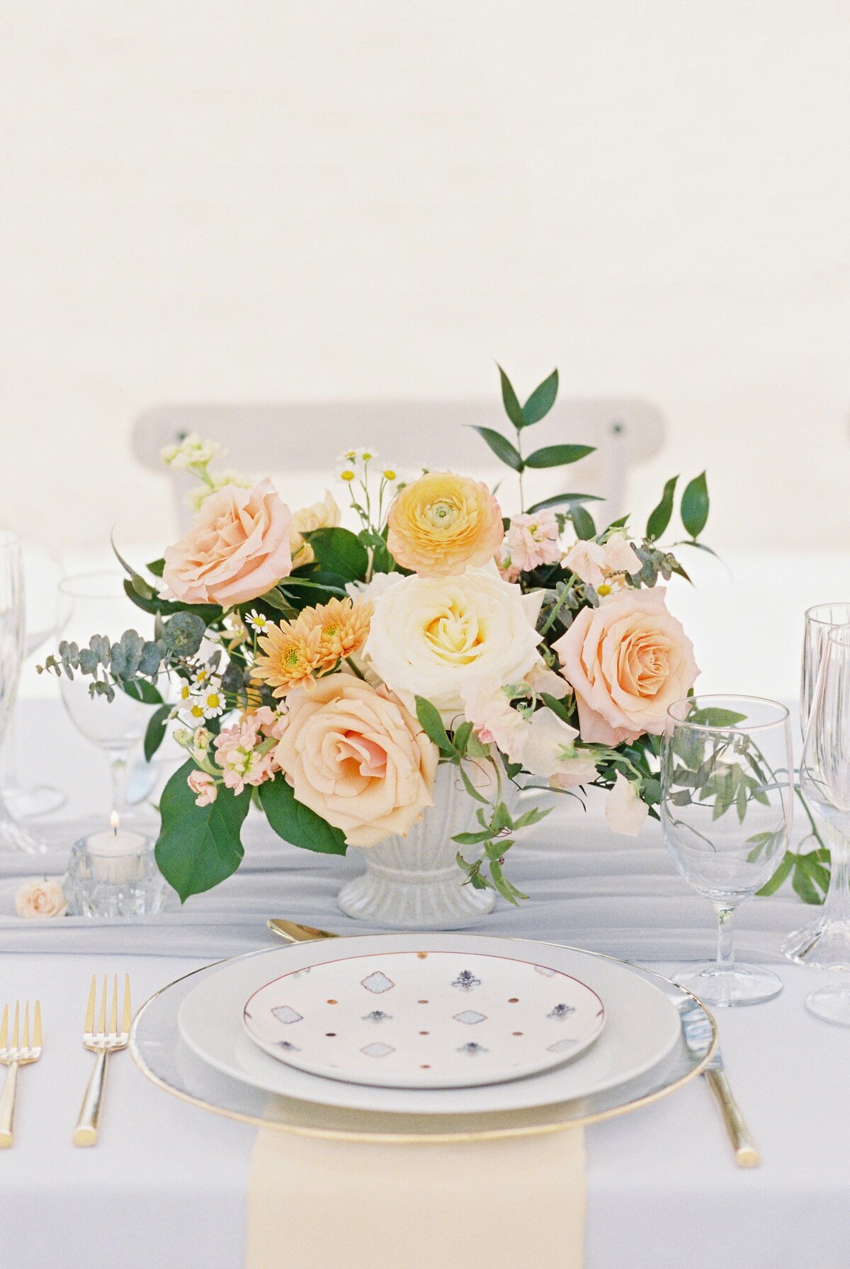 Edmonton-Wedding-Planner-Pastel-Wedding-Florals