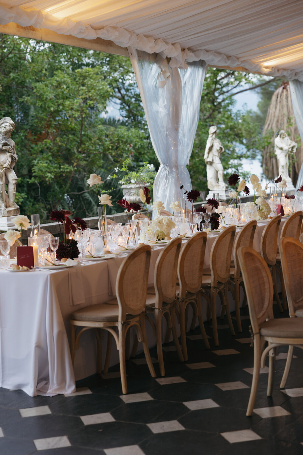 Cacie_Carroll@CacieCarrollPhotography_KriziaandNick_WeddingDayatVillaDurazzo_SantaMargheritaItaly-955