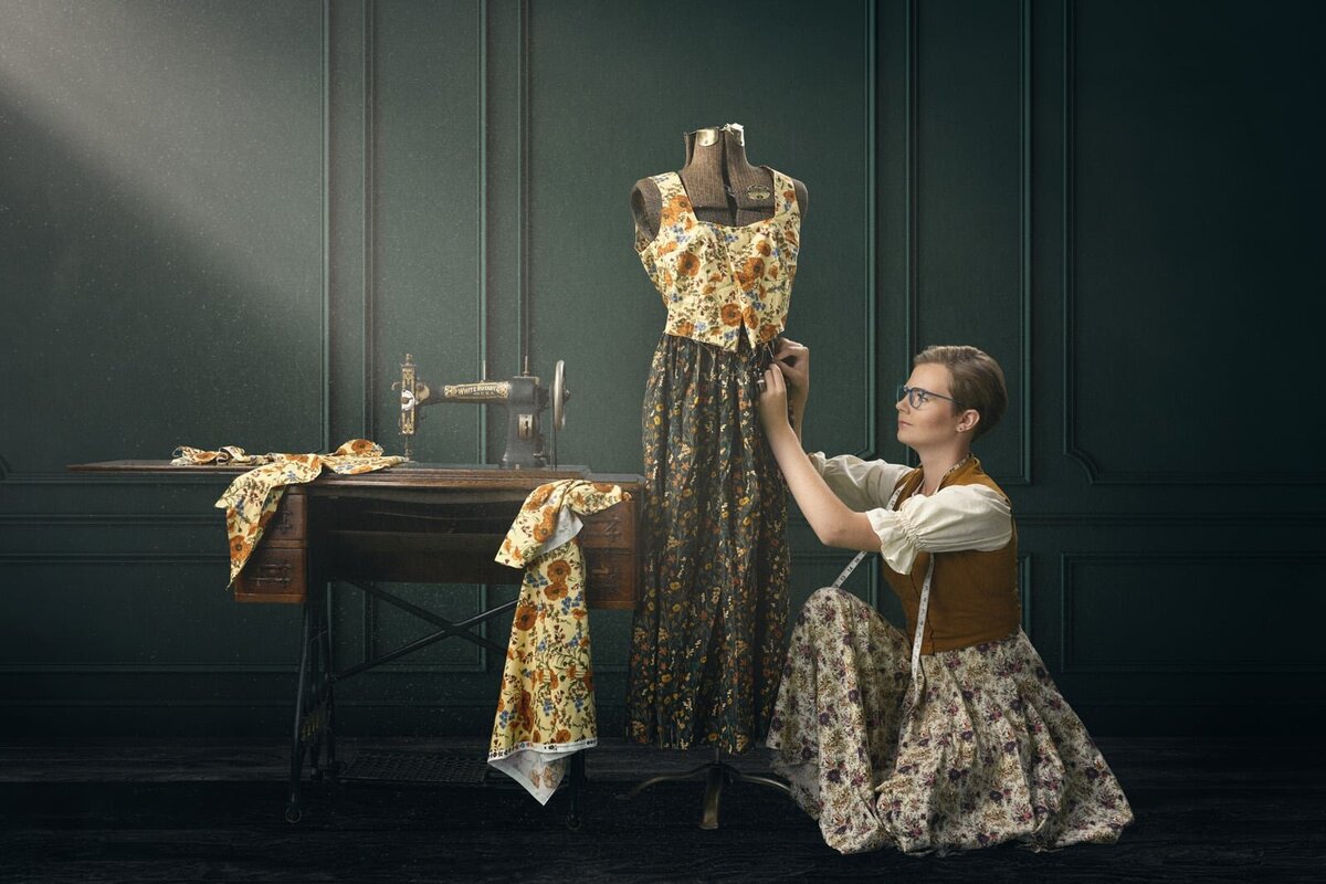 Talented Senior Picture Photographer Captures Creative Dressmaking Process in Action-07