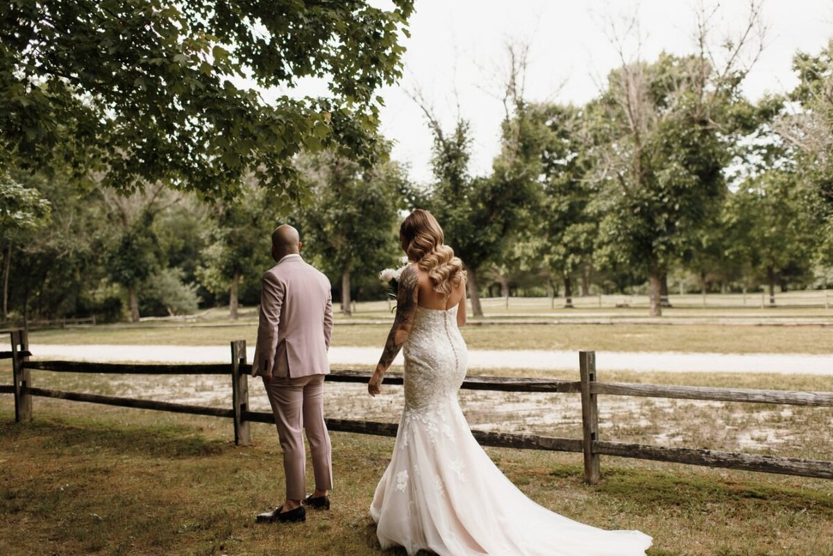 elegant-backyard-wedding-120
