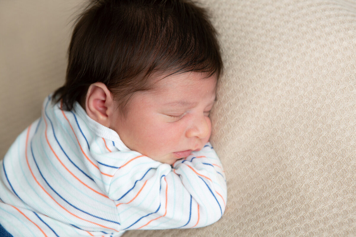 rose-family-new-jersey-newborn-session-17