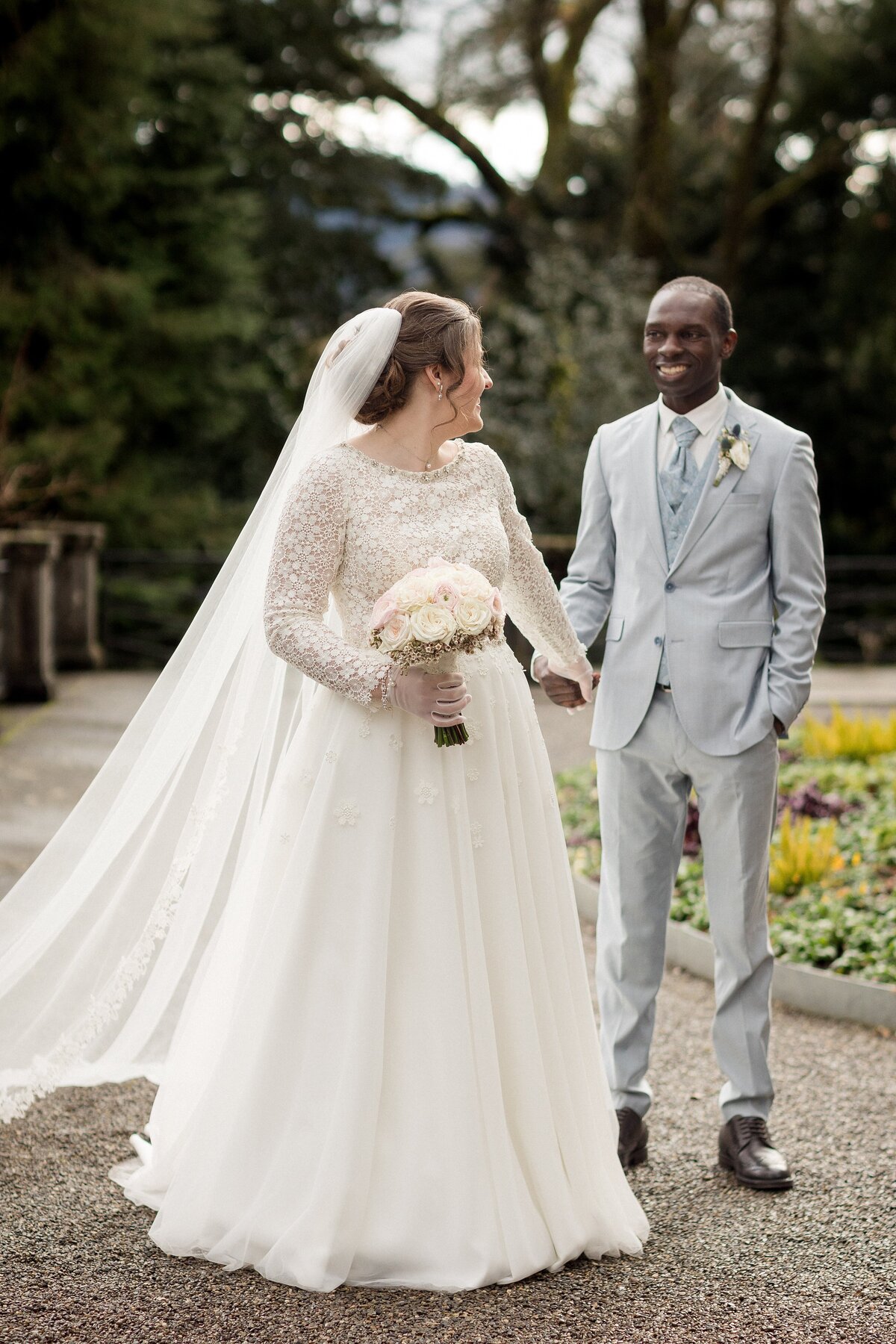 Hochzeit-Rebecca-und-Moffat-567-AR9A7403