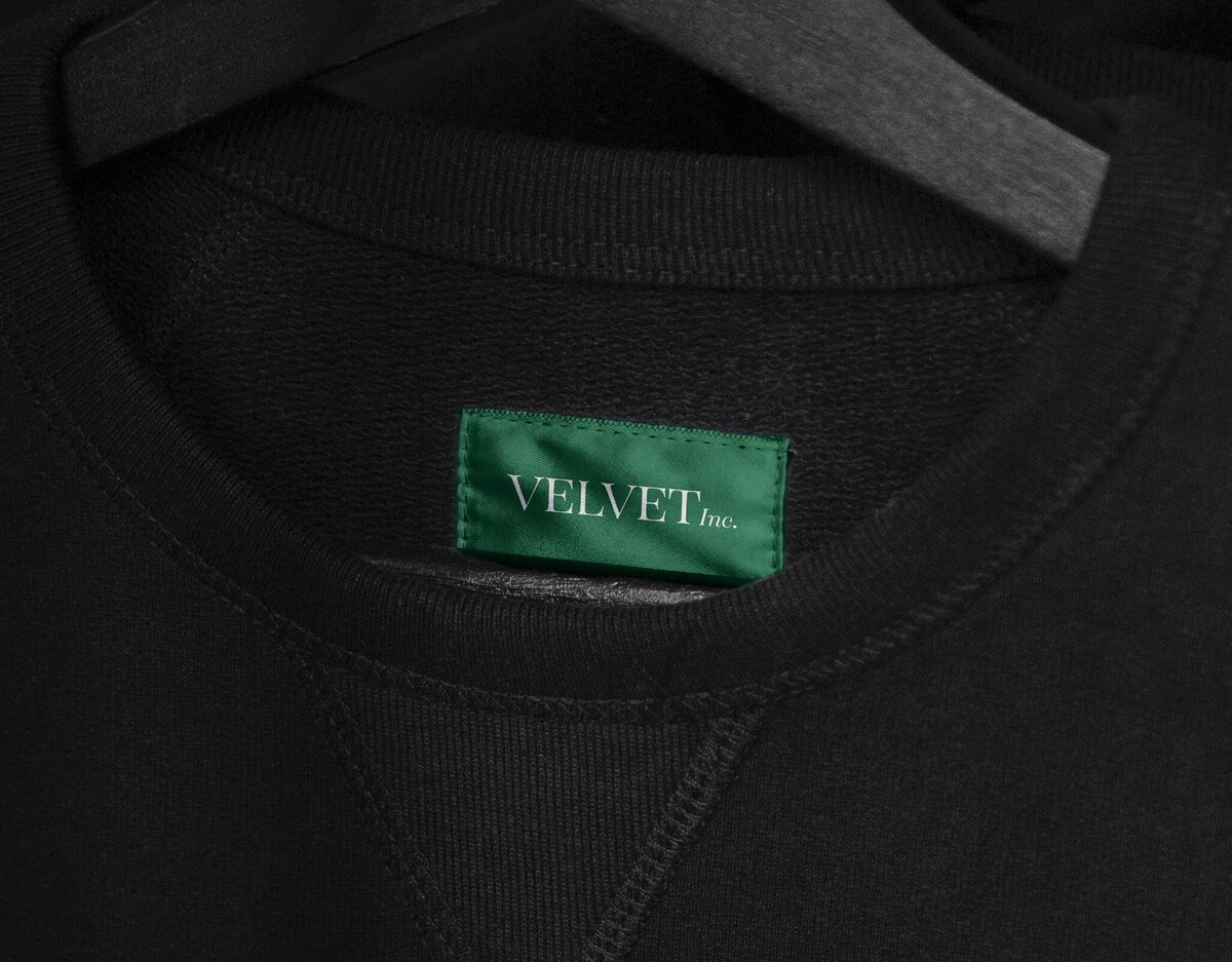 VELVET-Inc-Clothing-Label-Mockup (3)