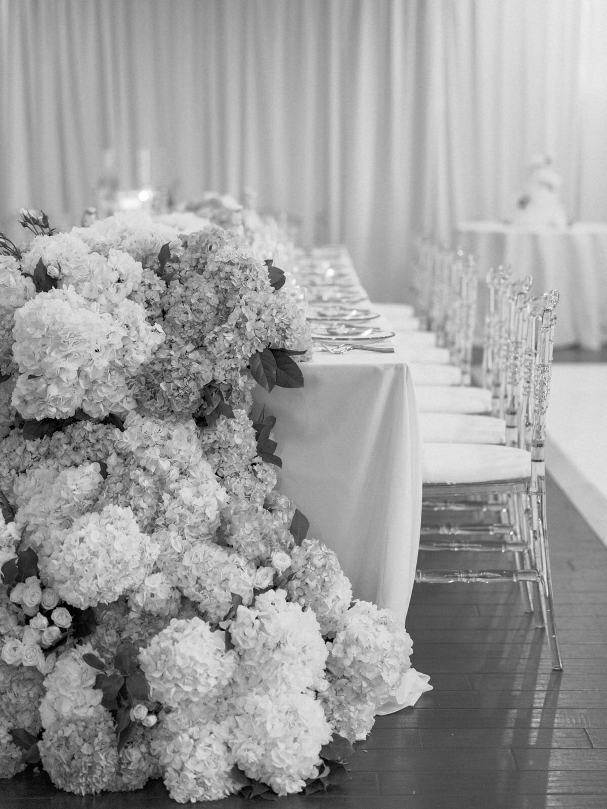 2025_05_17 Jenna + Gray Lake Club Wedding-web-00112