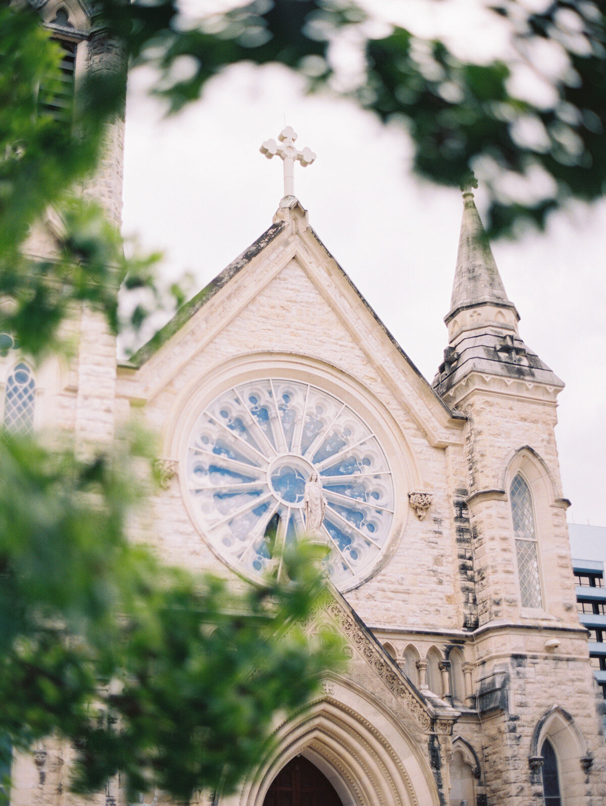 15_Austin_Wedding_Photographer_Wish_Well_House_Wedding