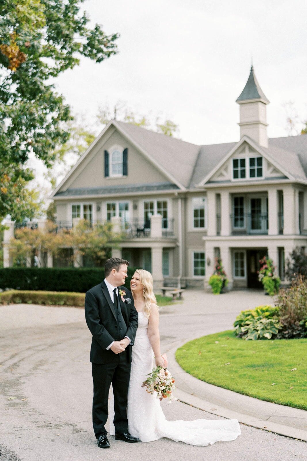 W5-Wedding-in-Oakville-Golf-Club-Shane-and-Katy-2023-10-14-2500px-1139