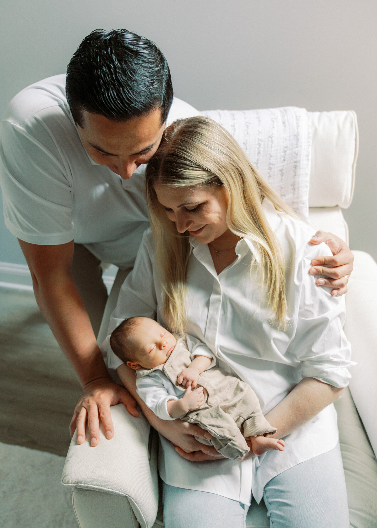 06.22.24 Sotelo Lifestyle Newborn Portraits Chicago.monicamirandaphotography-40