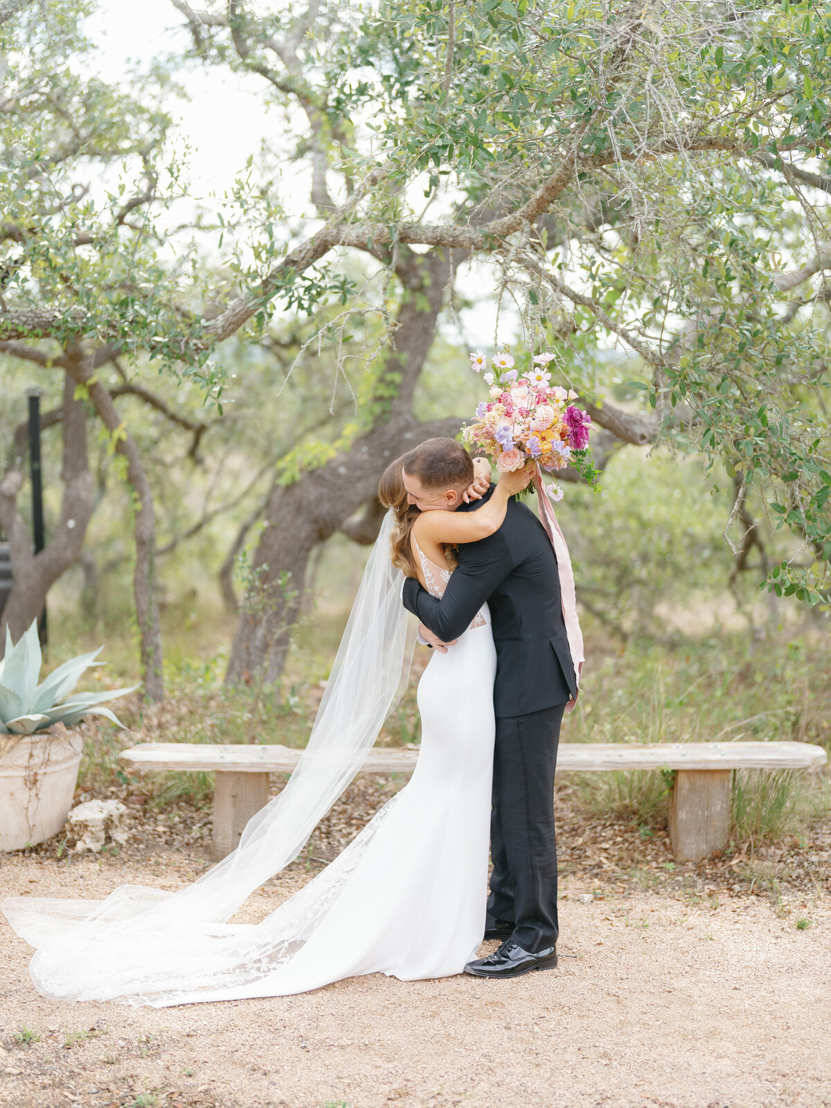 27_Austin_Wedding_Photographer_Dripping_Springs_Cactus_Moon_Wedding_