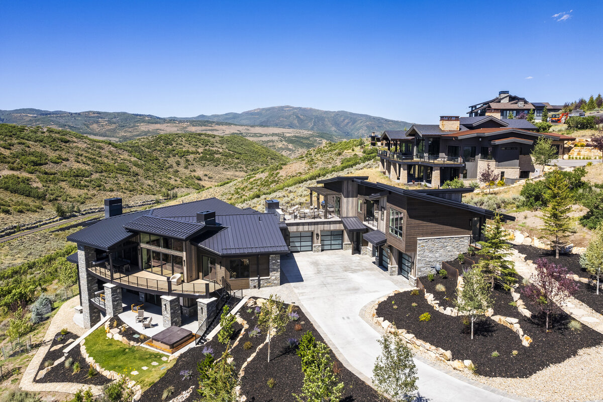 18-9319GoldenSpikeCourt_EXTERIORS18