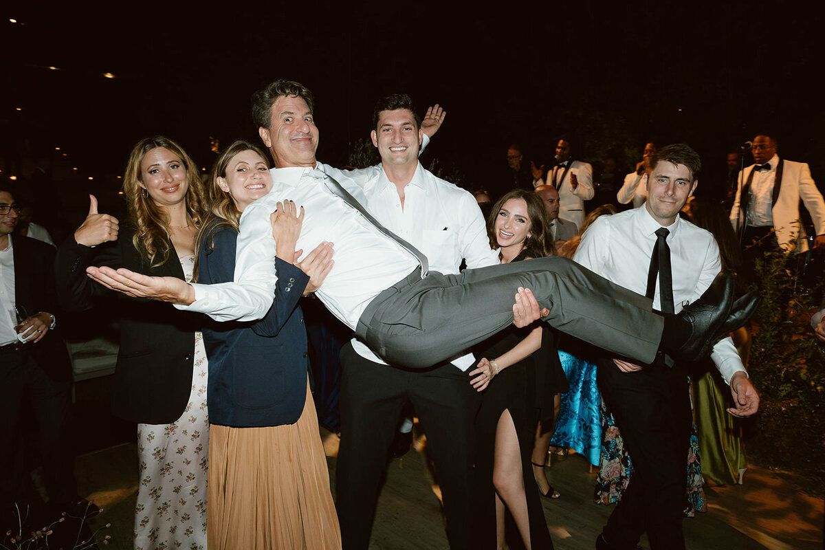 Backyard-Wedding-LosAngeles-ModernFamily-7919