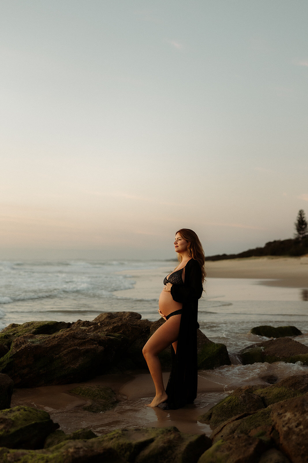 Sunshine Coast maternity photographer
