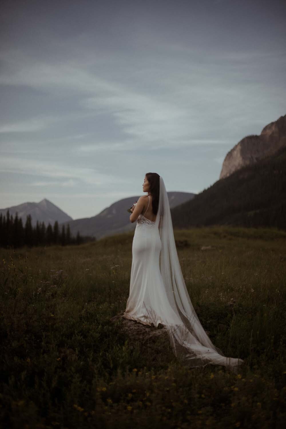 Joanne_Chris_BridalPortraits_KiKiCreates-13