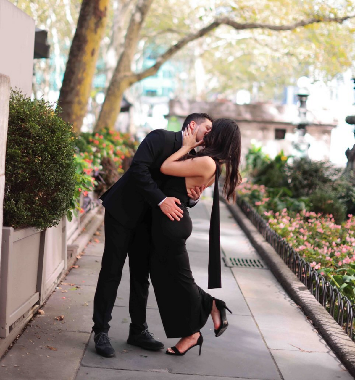 best-nyc-engagement-photo-locations-new-york-wedding-photographer-love-melissa-11