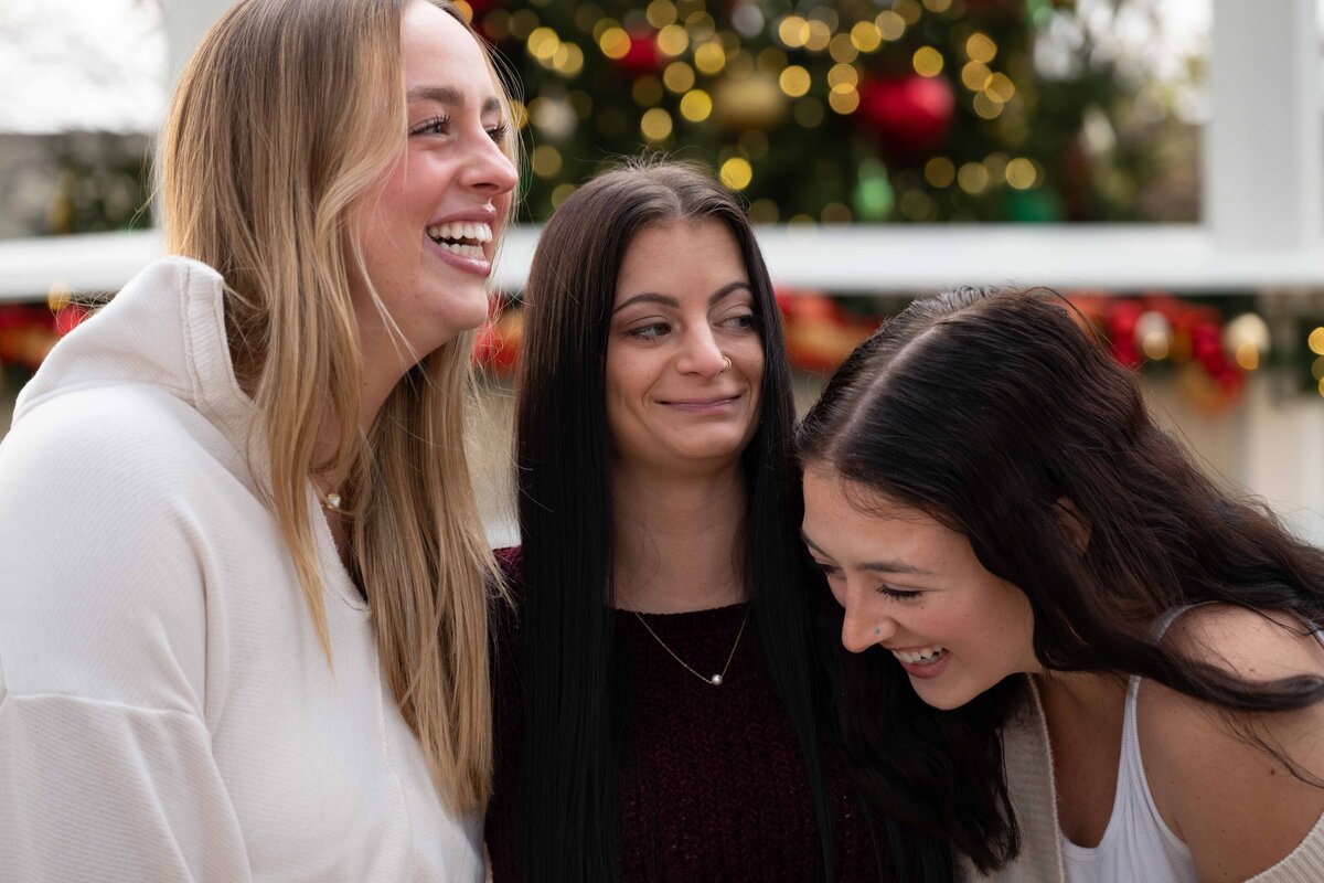 ChristmasFamilyPhotosMedinaOhioPositivelyPortraits-2