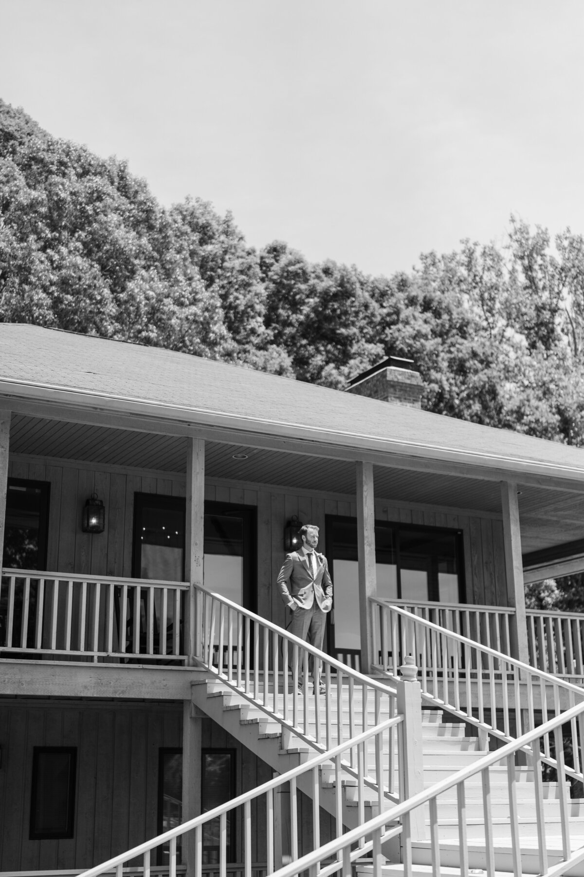 25033_1014_bw