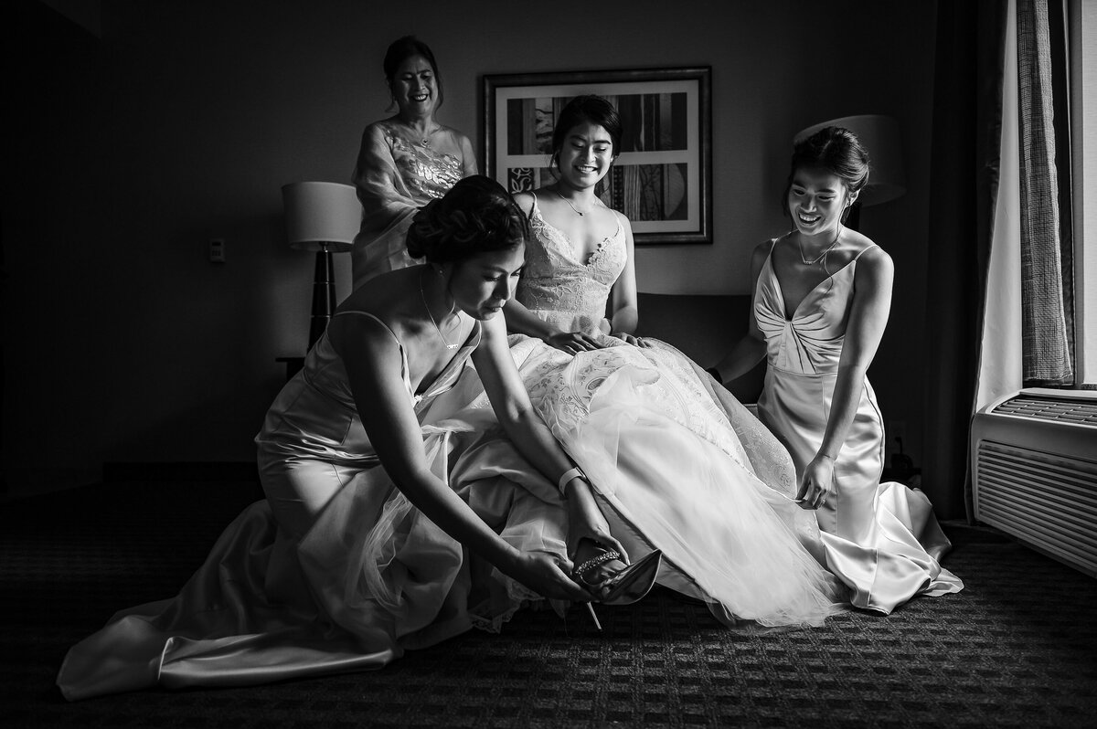Discover NJ's top-rated wedding photographers for your day; Ishan Fotografi.