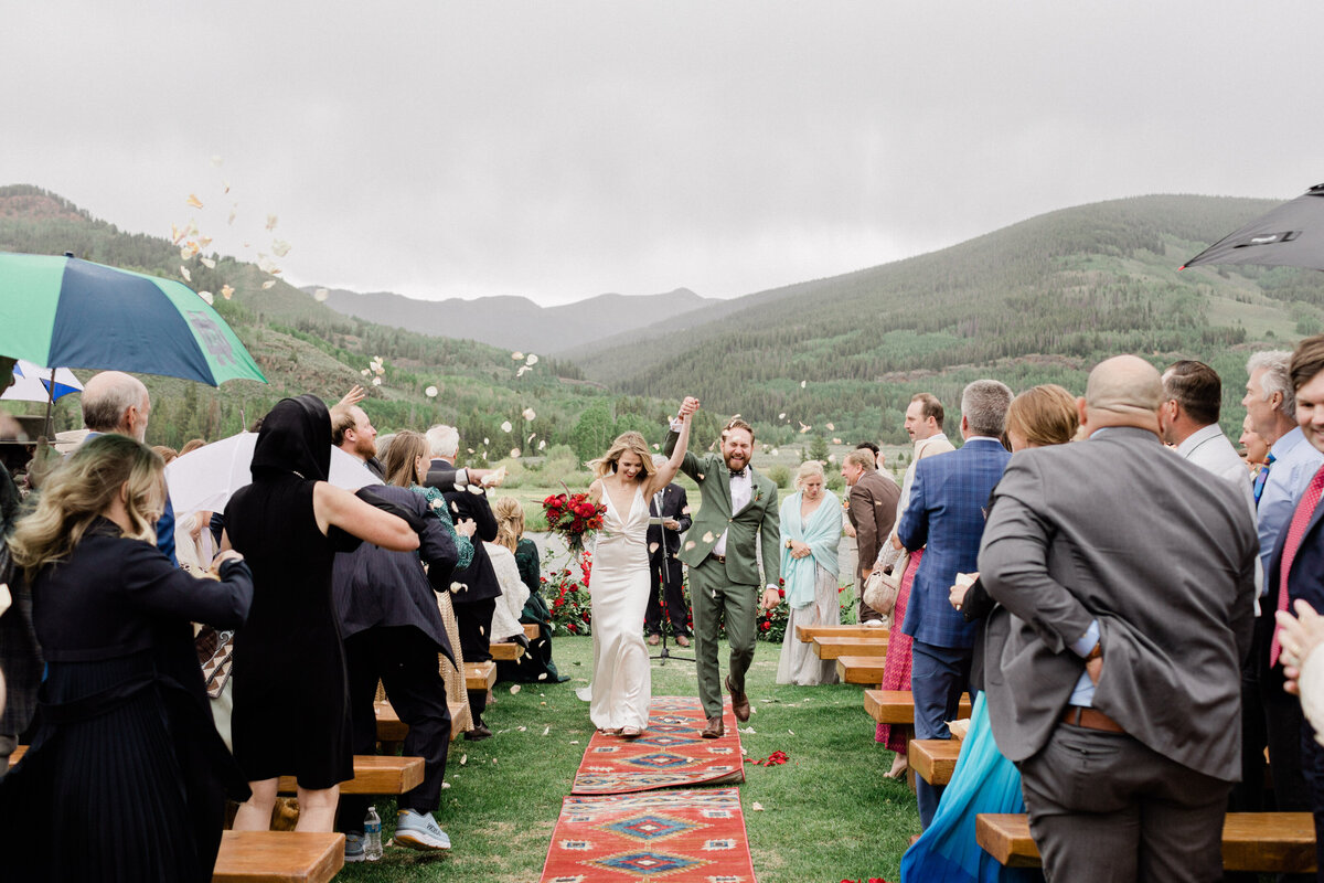 S+D_Vail_Wedding_Submission_By_Photographer_Diana_Coulter_Designer_Planner_Pop_Parties-31