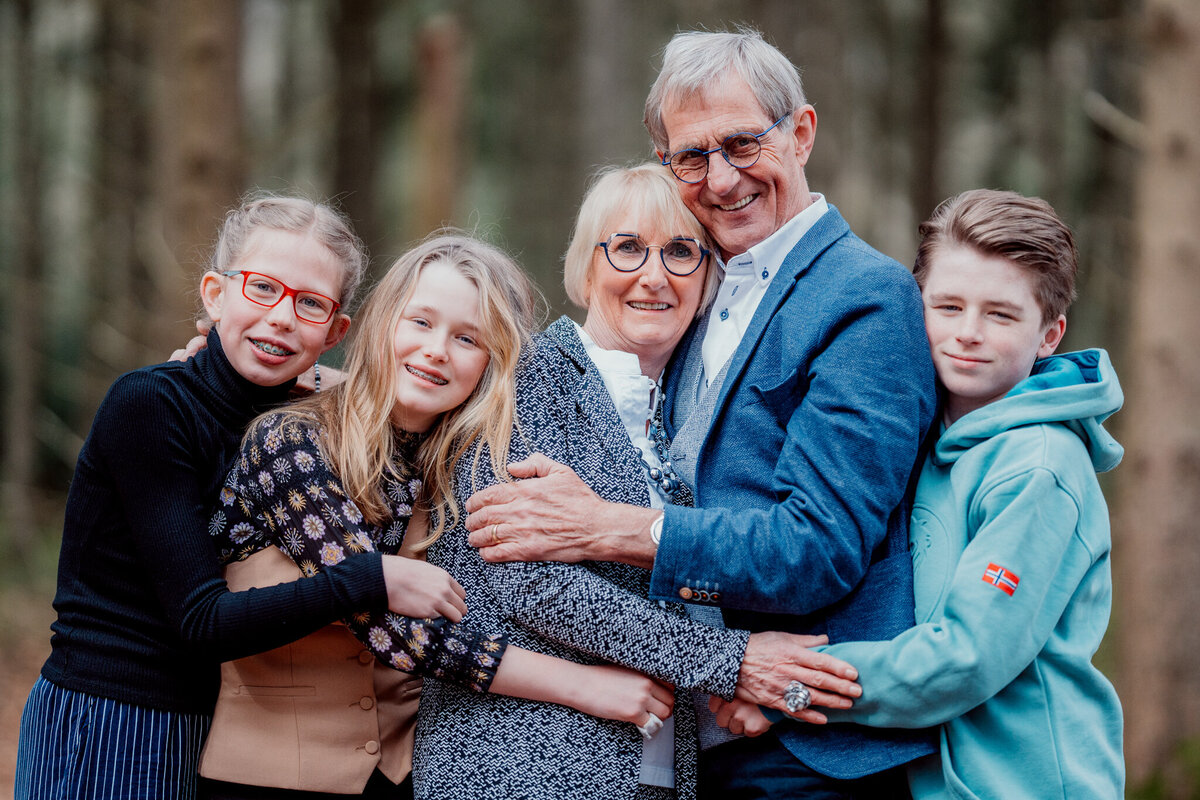 Jolamulderfotografie-gezinsshoottwente-familieshoottwente-fotograaftwente-gezinsfotografietwente-50