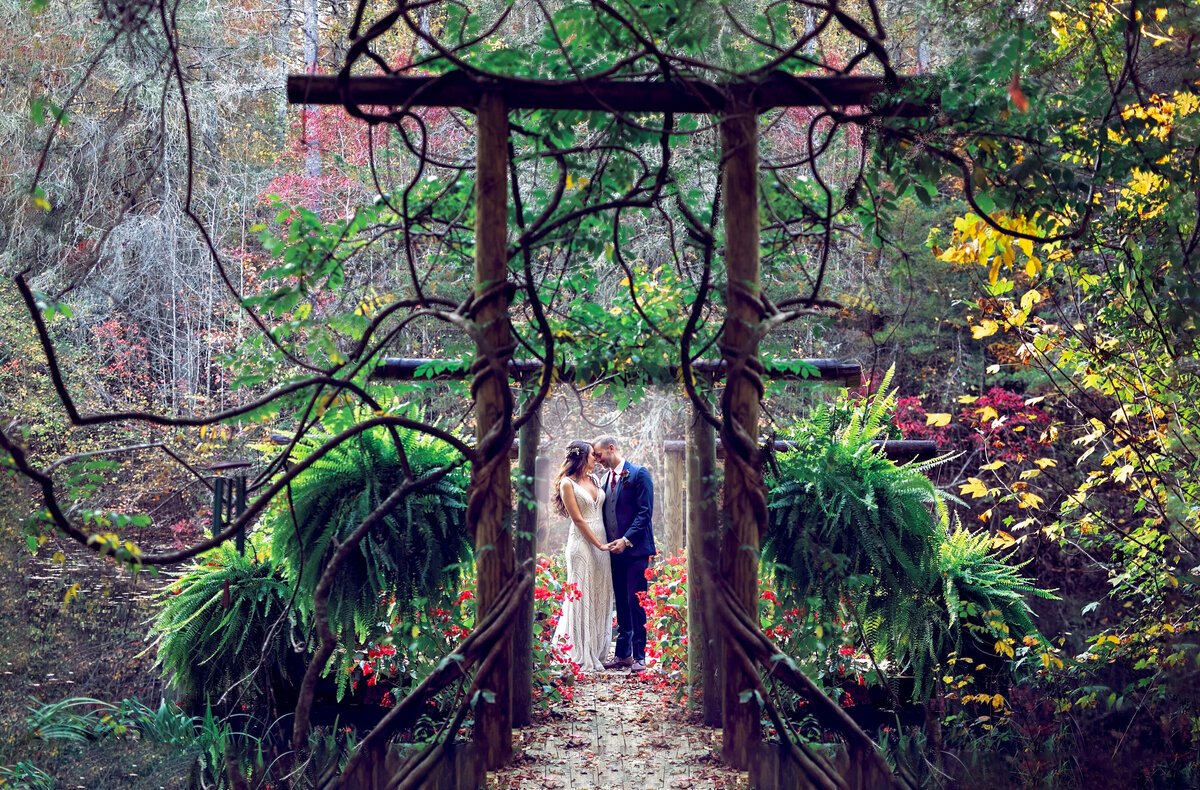Neverland_Farms_Georgia_Rustic_Wedding_Lauren_Ashley_Studios-54