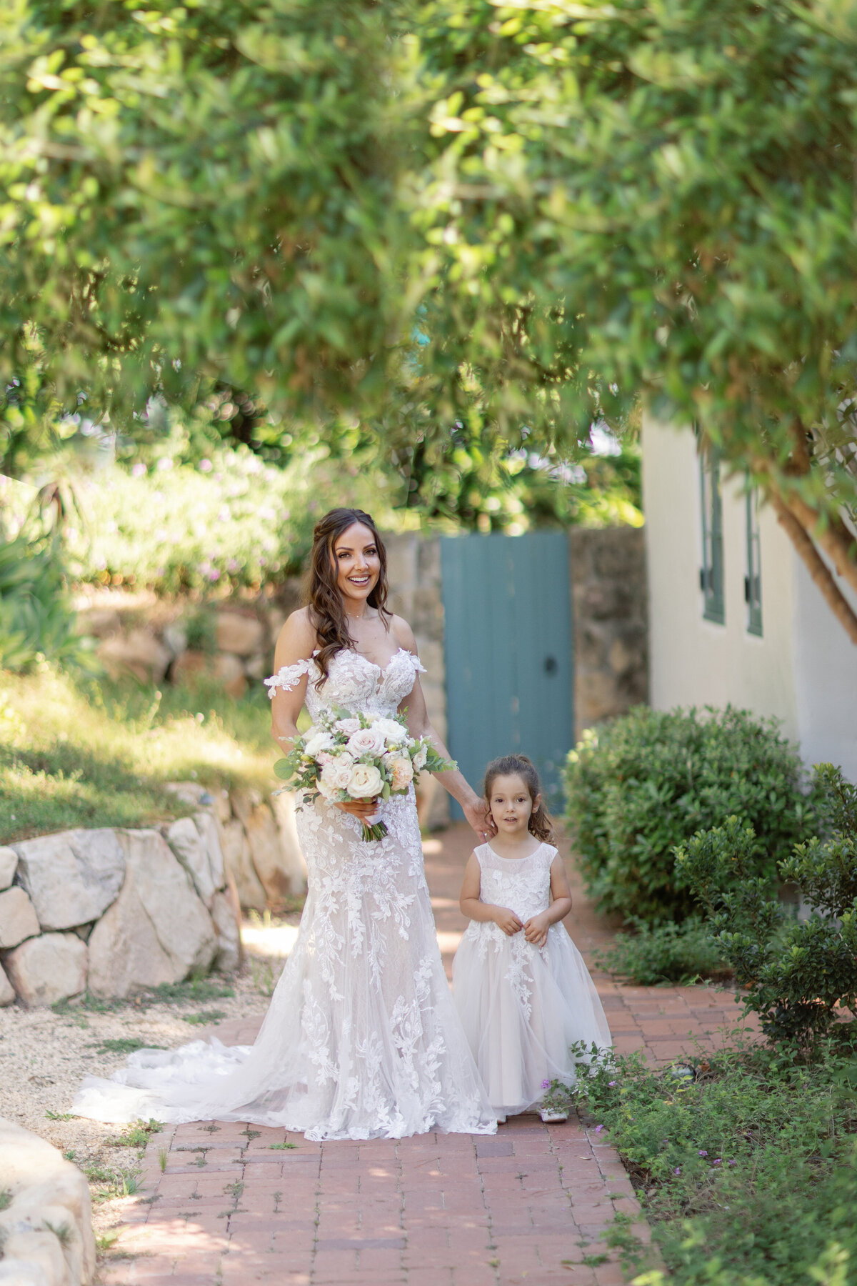 Bride and  a flower girl at Belmond El Encanto