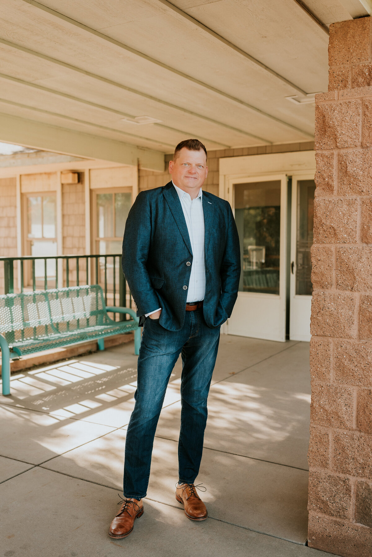 Attract quality matches with professional, engaging dating profile photos. Serving singles in St. Paul and the Twin Cities.