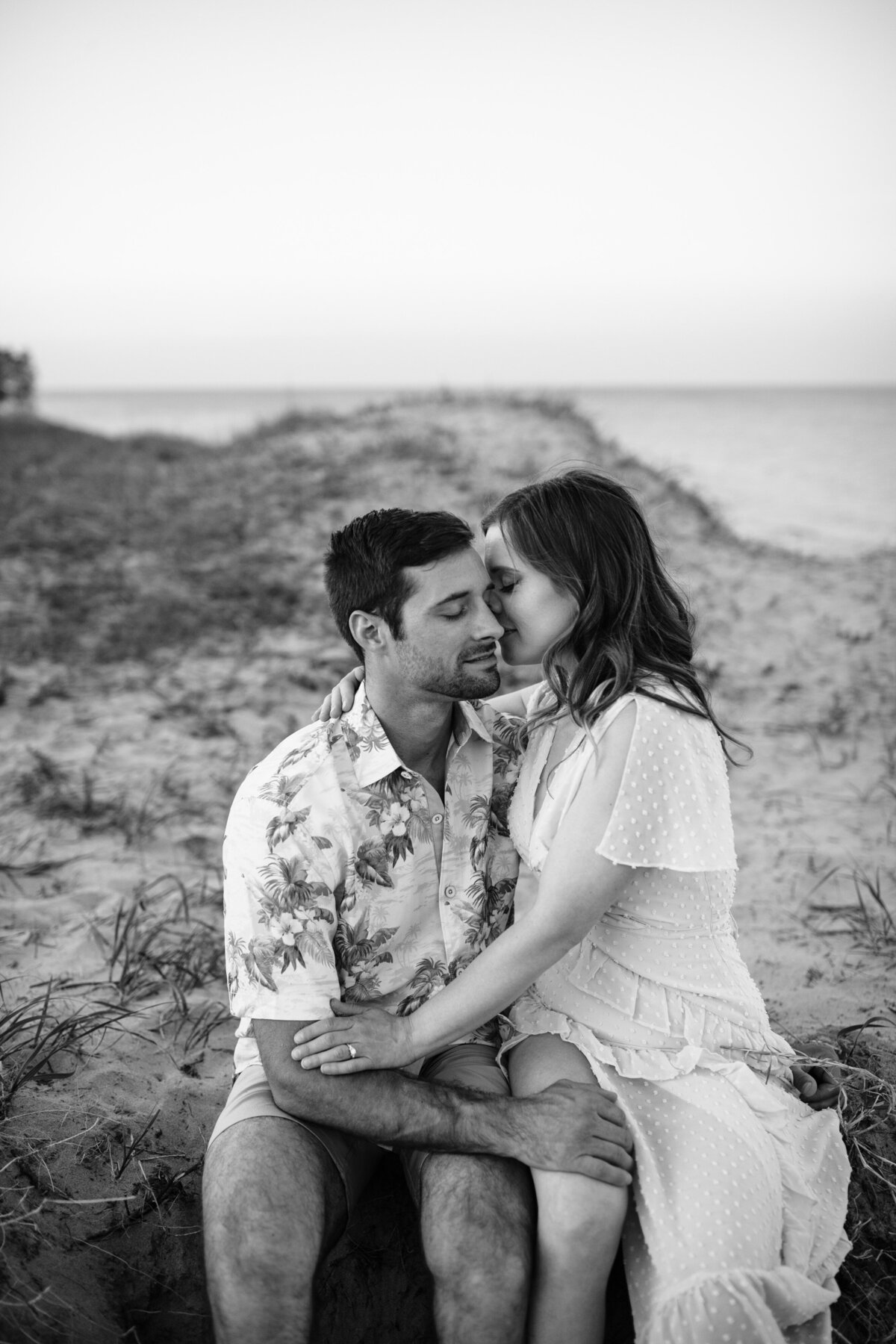 Engagement-Photos-at-Kohler-Andrae15