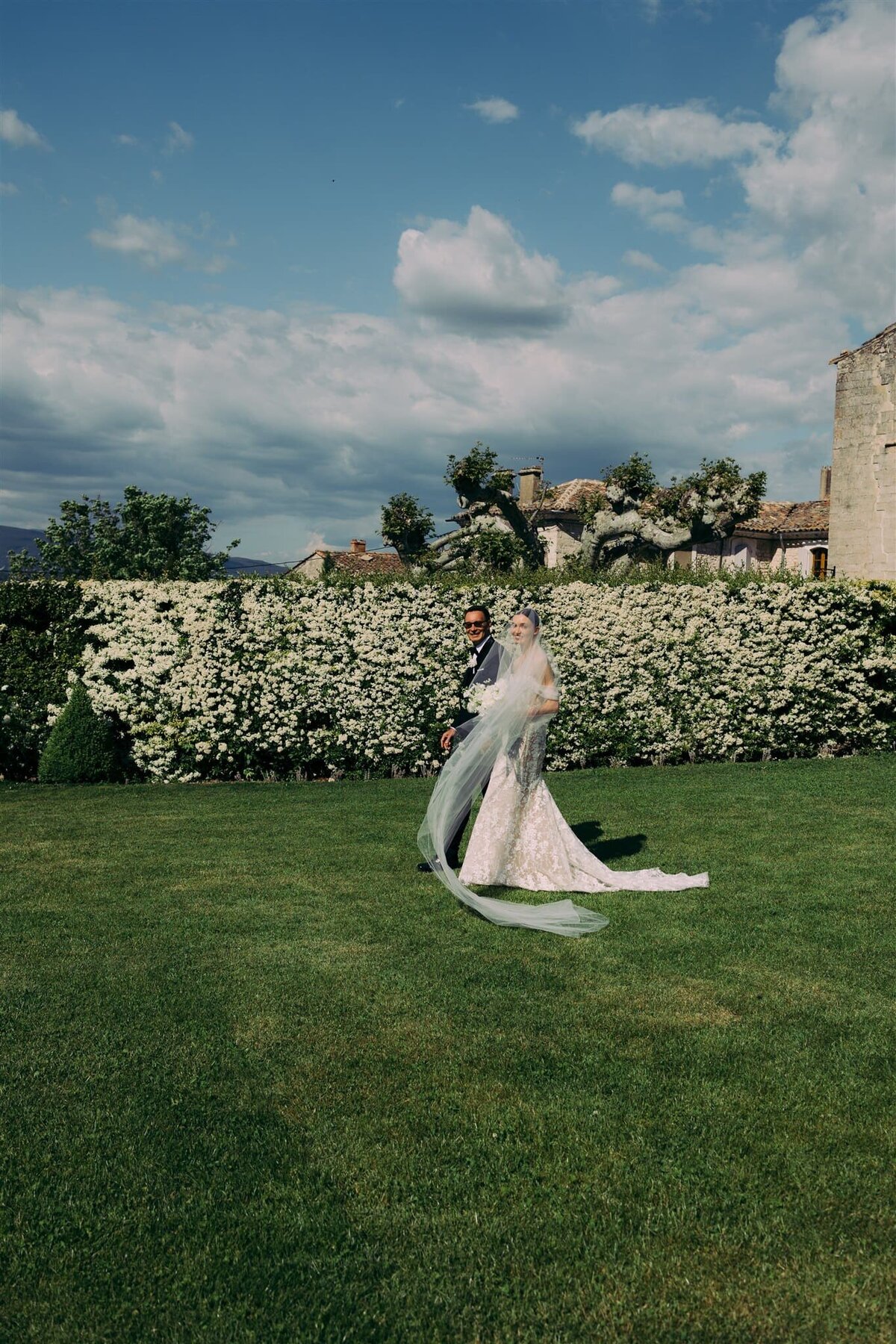 mariage-couture-jardin-provencal