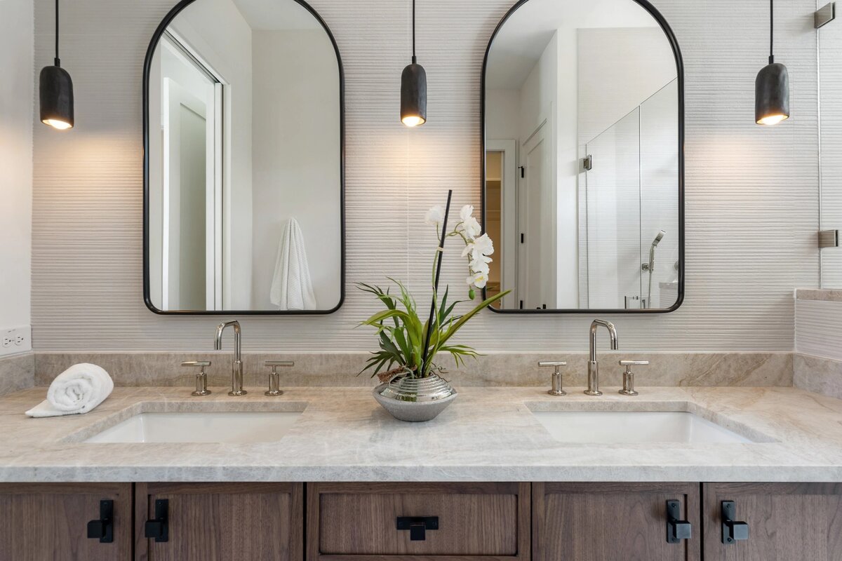 5505-woodrow-ave-bath-3