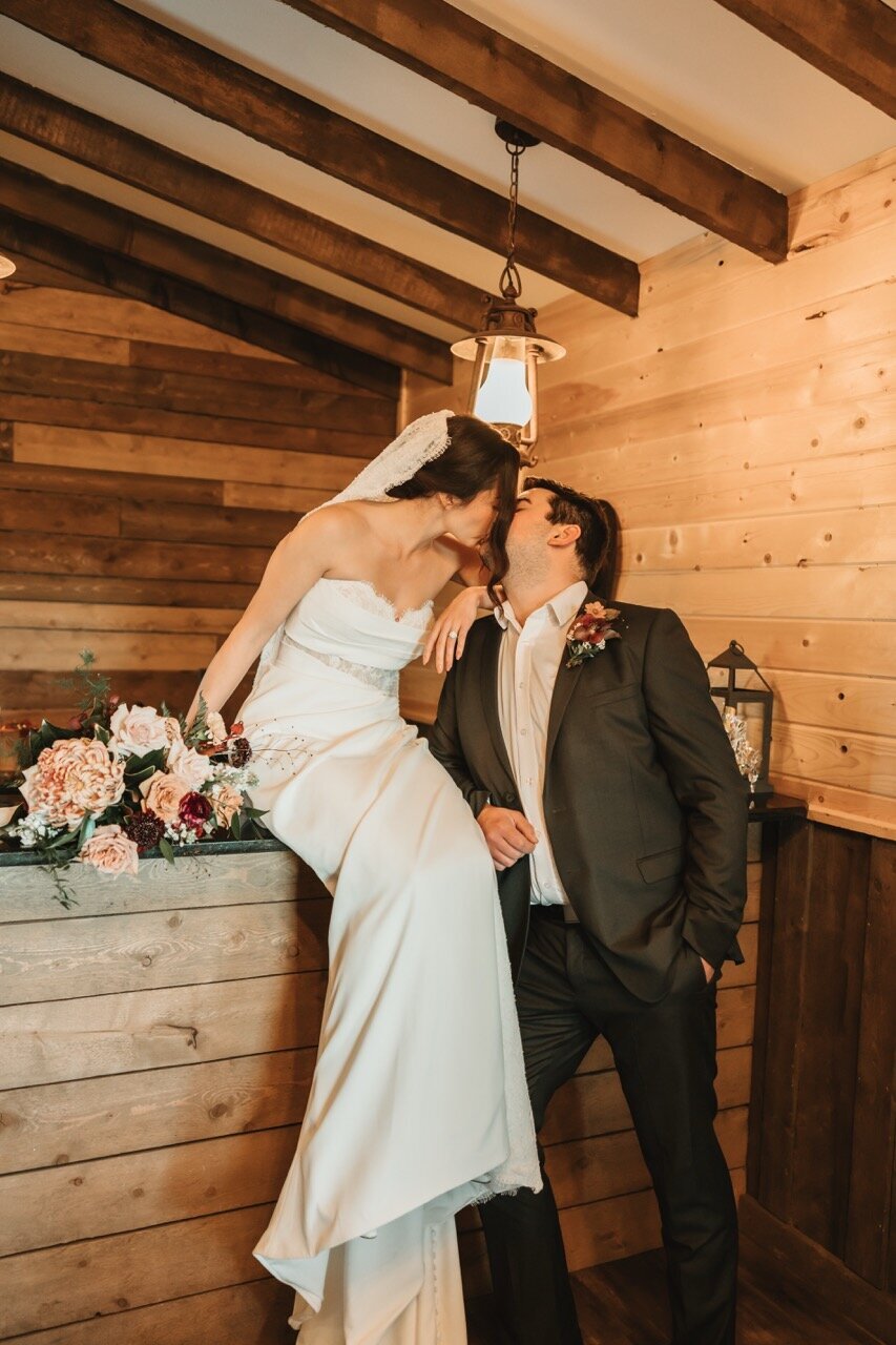 Wedding Venue Near Calgary and Edmonton 172 Large 11.03.56 AM