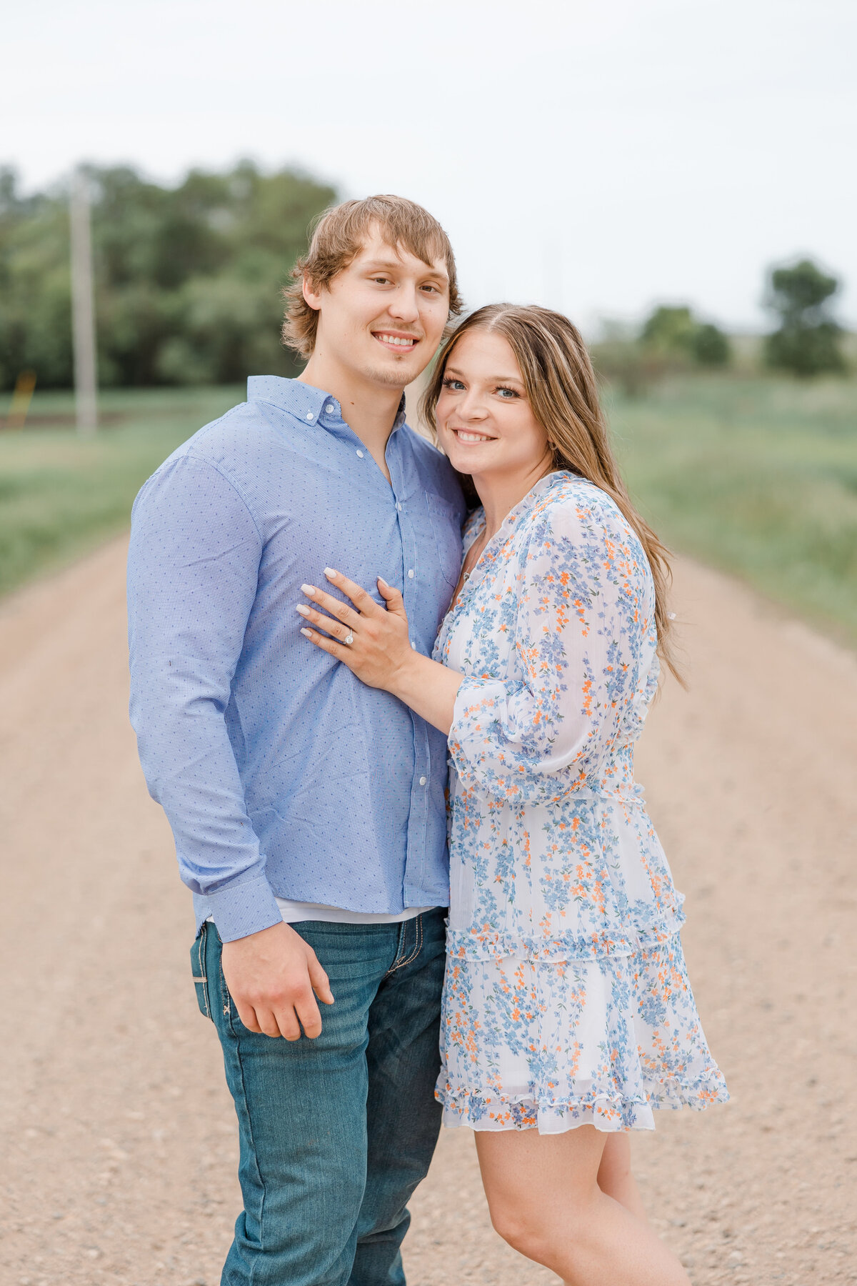 engagement-session-hutchingson-mn (18)