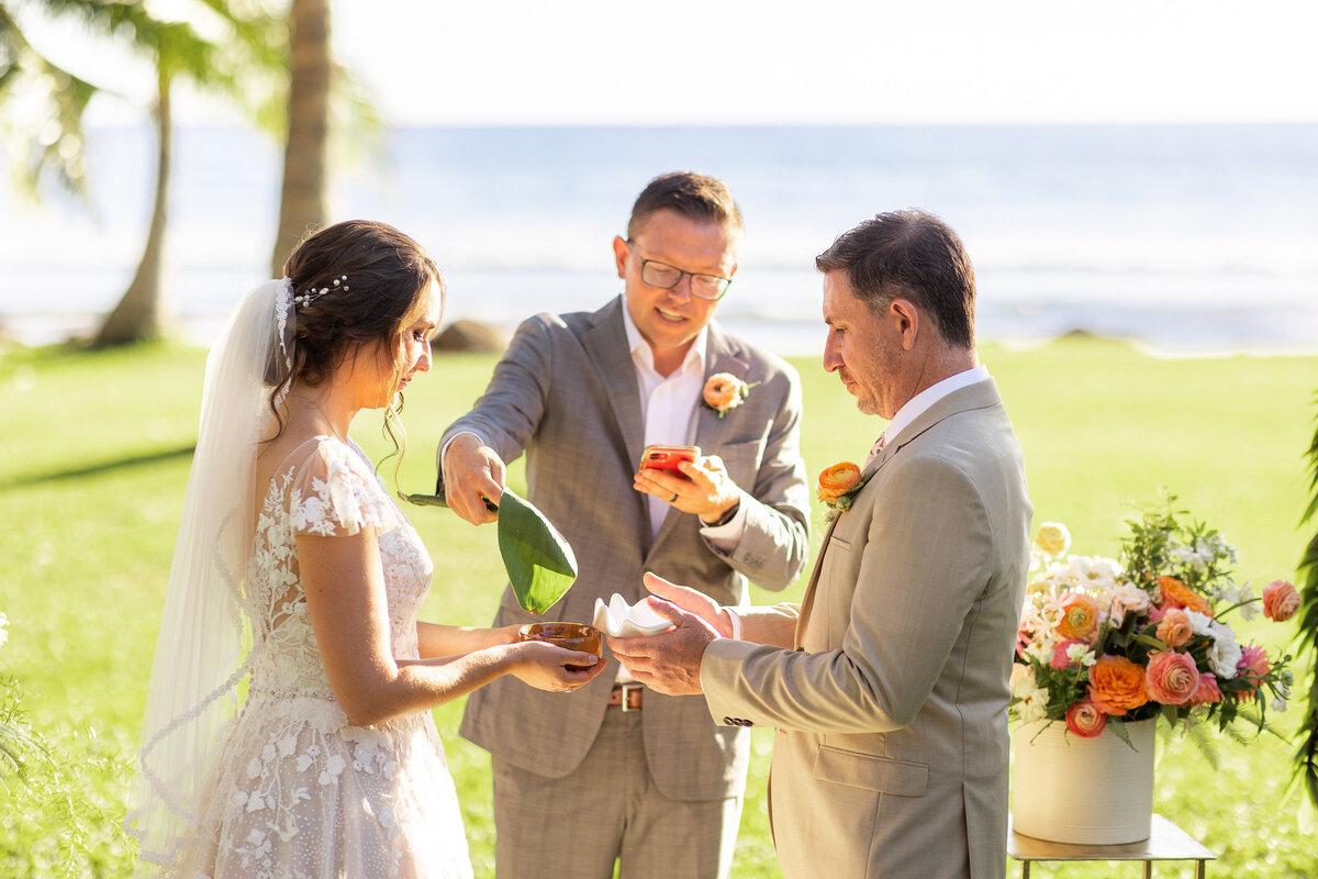 Feature Gallery  - Maui_ HI - Amber & Andrew_amber-andrew-maui-wedding-preview-photos-58