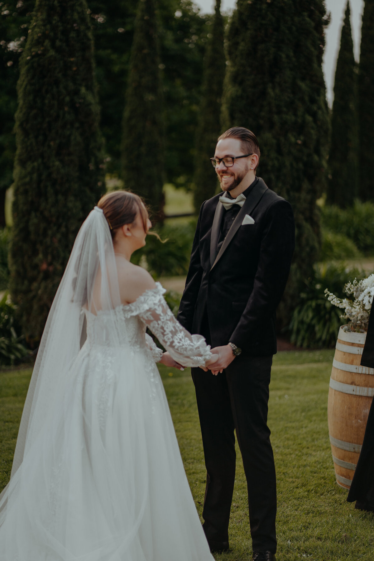 The bridal party by Balnarring Wedding photographer Jake Grinde