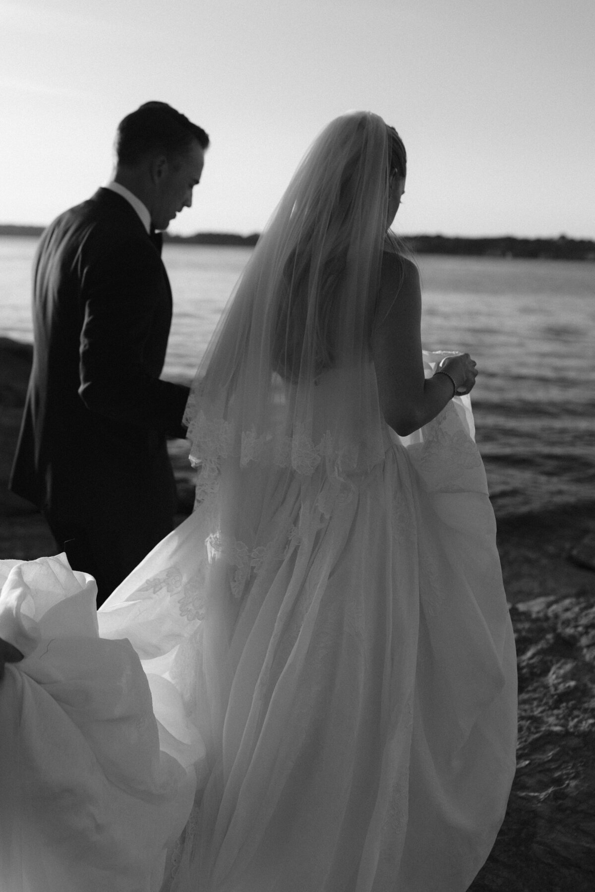 250830JENMAT_adv0211