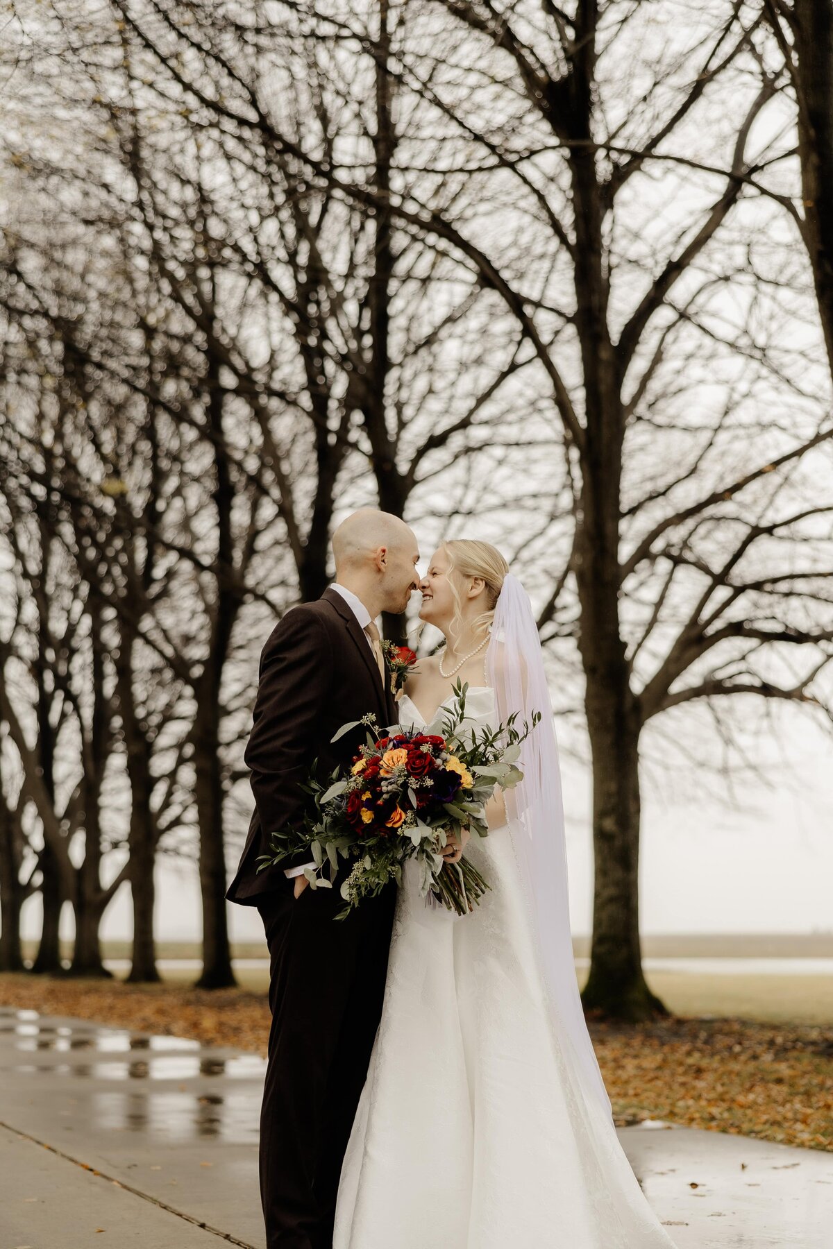 rainy-wedding-conrad-mansion-21