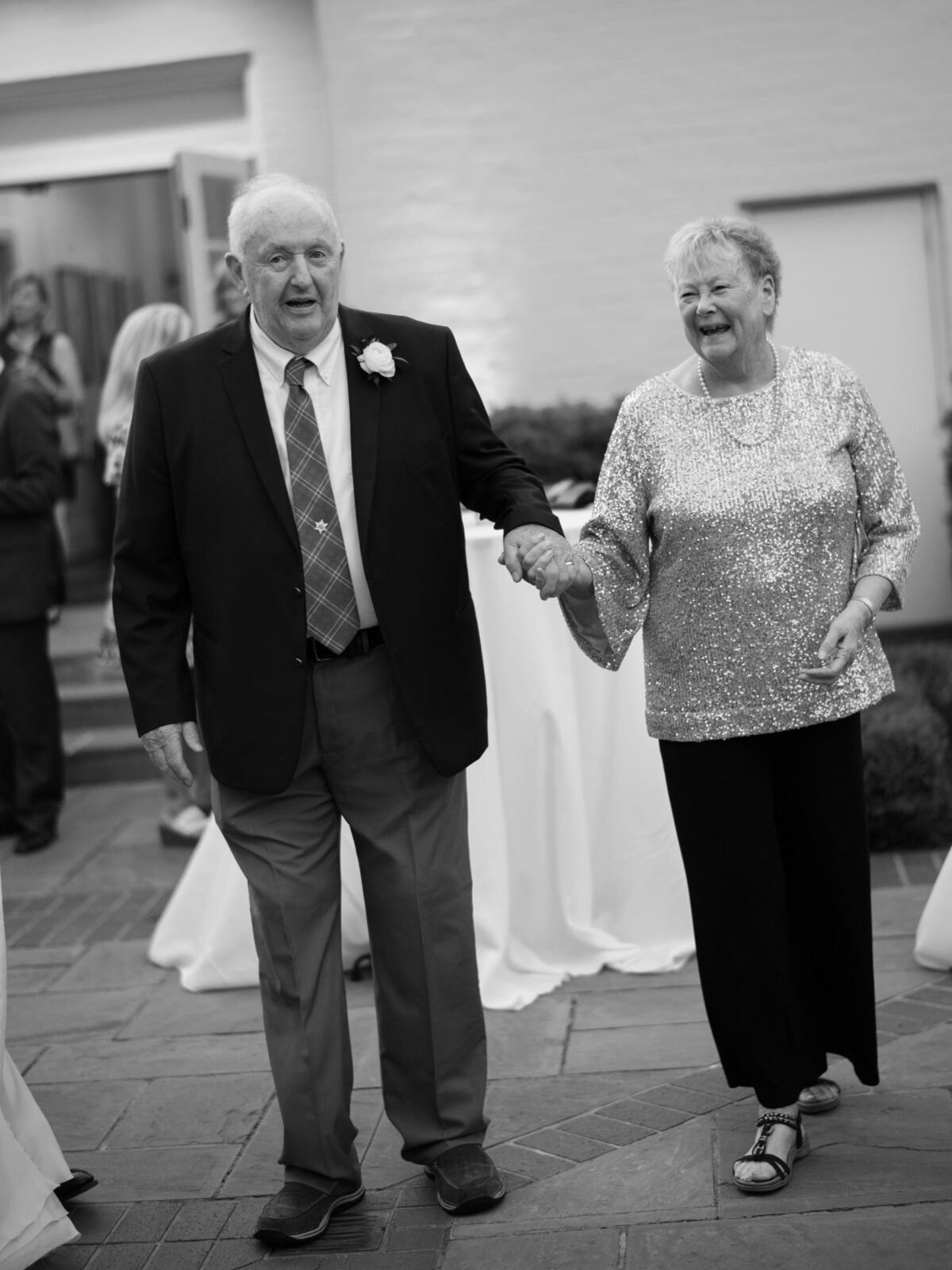 erin_josh_sneak_peek-13