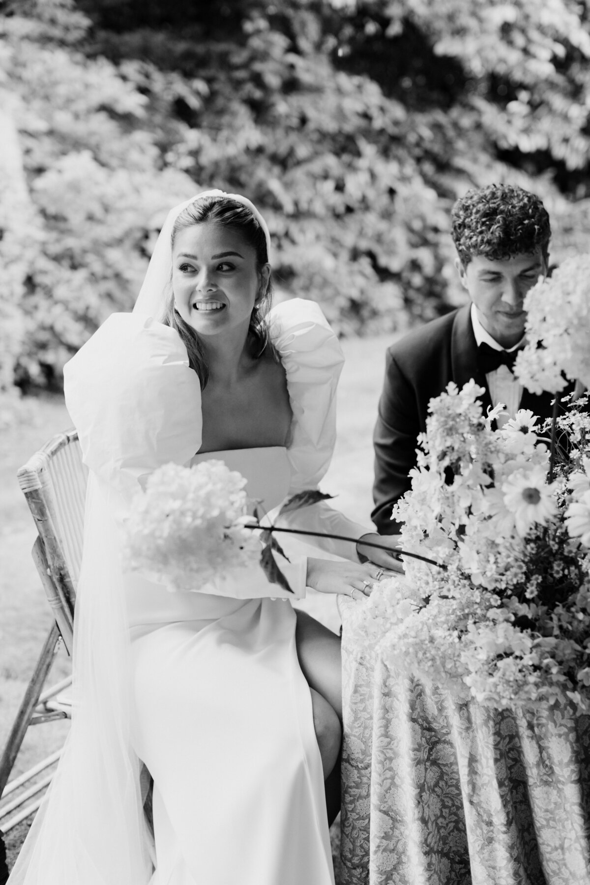 Attabara Studio UK Luxury Wedding Planner at Belcombe Court-43-28-0347-NT