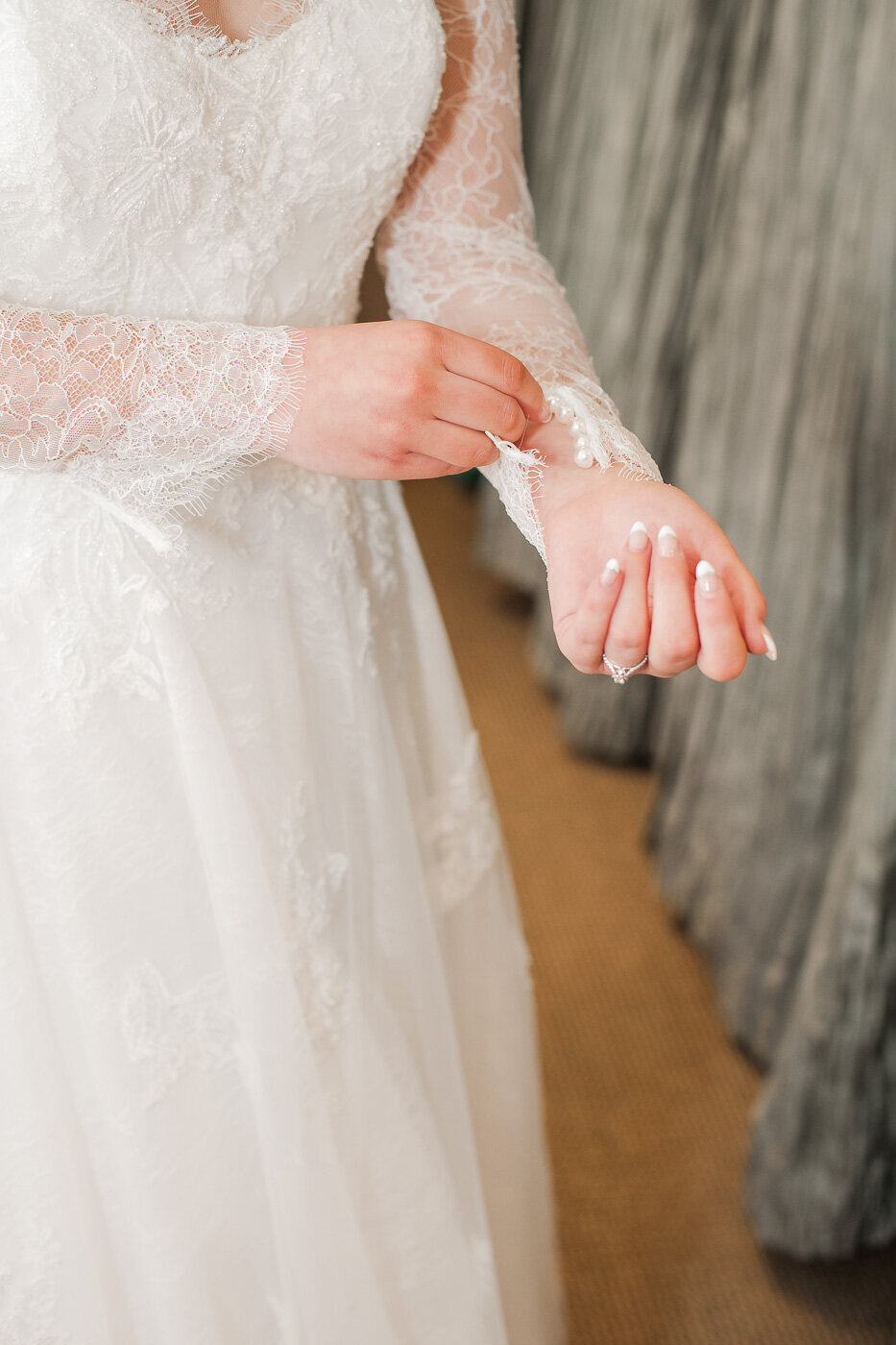 catholic-wedding-winter-carmel-indiana-our-lady-of-mt-carmel-catholic-church-ritz-charles-5