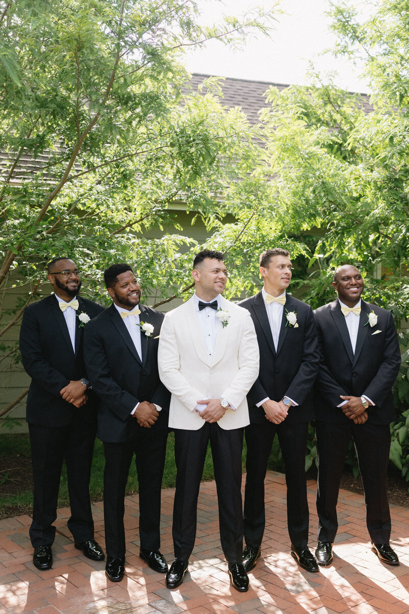 chesapeake-bay-beach-club-weddingparty-004