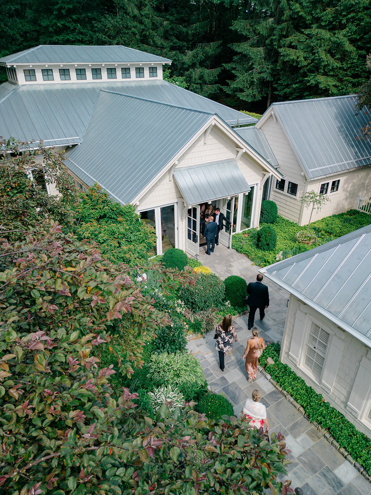 Spring_destination_wedding_the_farm_at_old_edwards_highlands_nc_north_carolina_mountain_wedding_Wedding__Kailee_DiMeglio_Photography-563