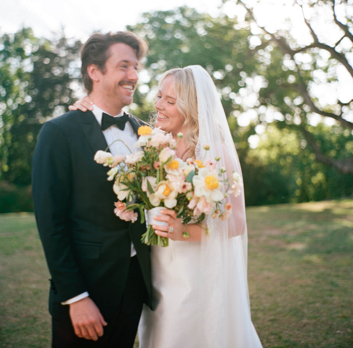 18-pink-garden-wedding-cheekwood-modern-vintage-events