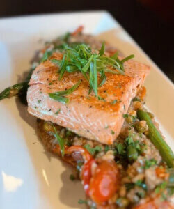 Salmon_Dish_Stanwood_Grill_Restaurant