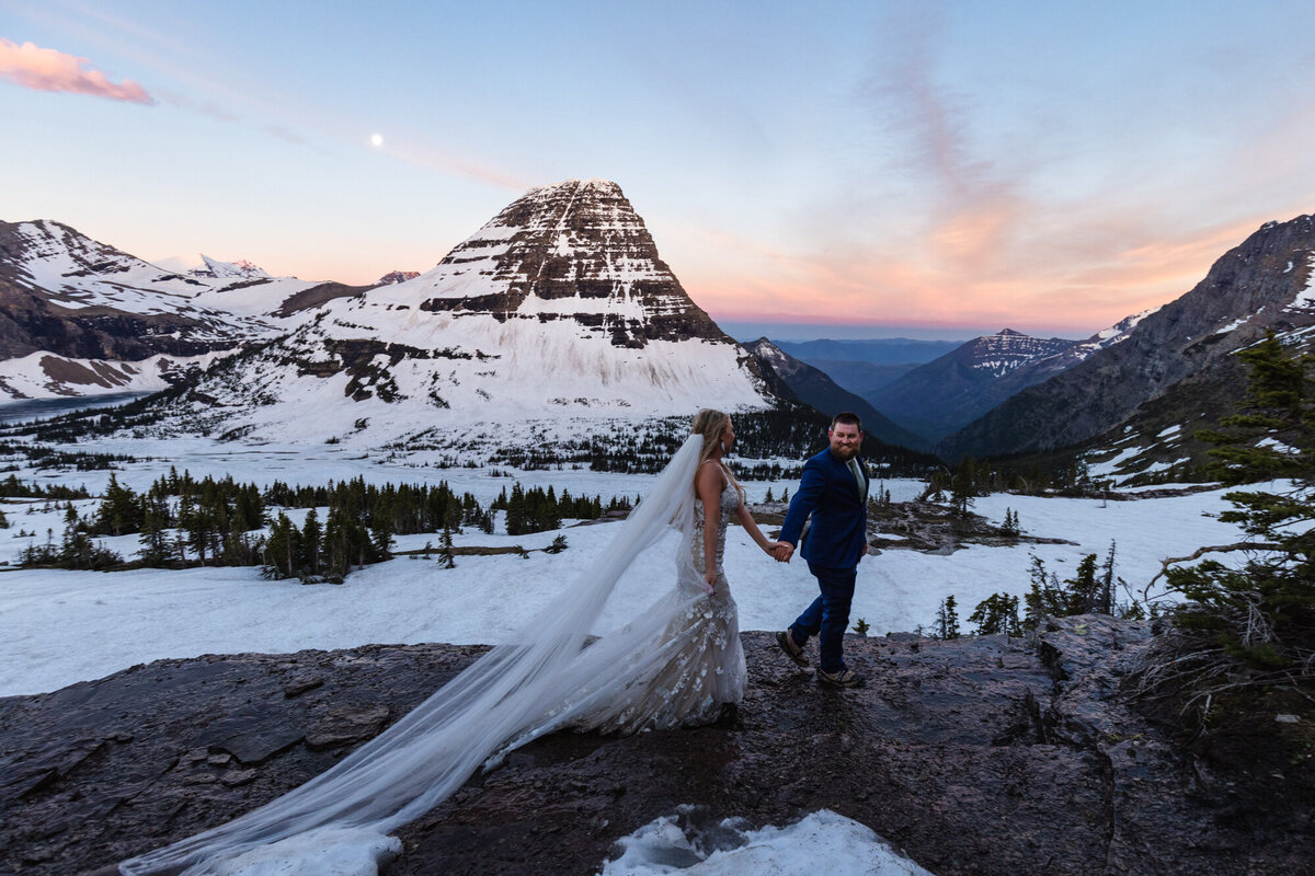 mountain elopement captured by New Zealand elopement photographer Marcus Hanenburg Photography
