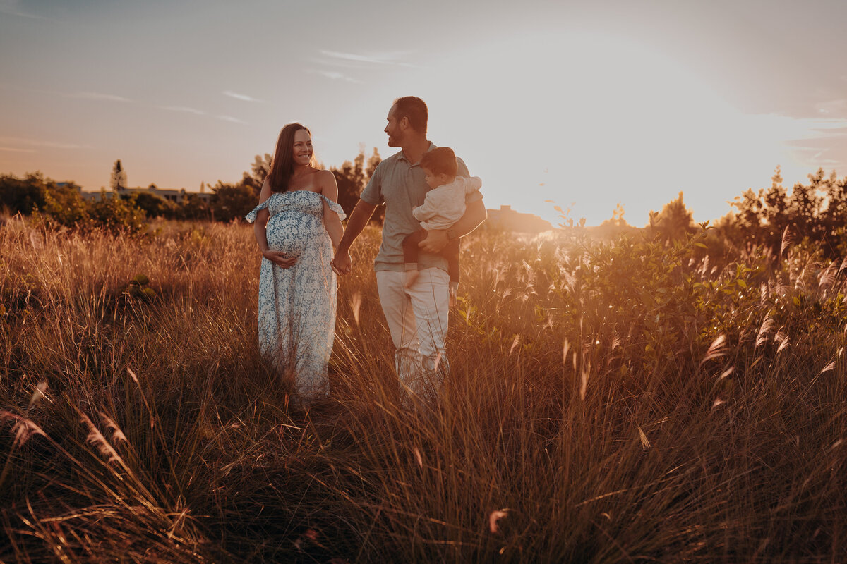 Siesta key beach family maternity session | sarasota maternity session |_