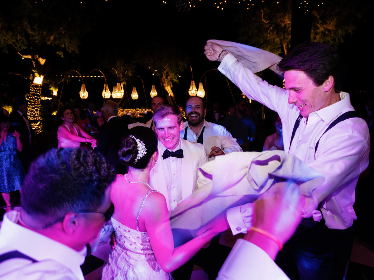 Romantic-Wedding-at-Island-Art-and-Taste–The-Residence-143